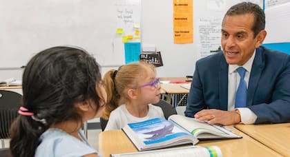 Villaraigosa afirma que una de sus prioridades es la educación