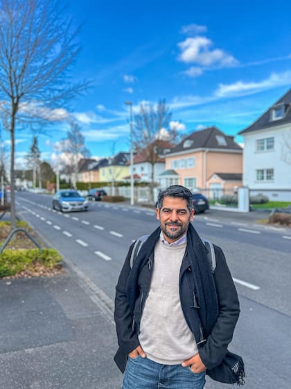 Villegas es guardaparques y también abogado; desde chico se dedicó a proteger la fauna silvestre