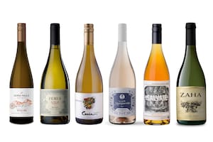 Seis blancos y rosados indispensables para el verano