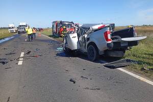Violento choque frontal entre un camión y una 4x4: murió un hombre de 57 años