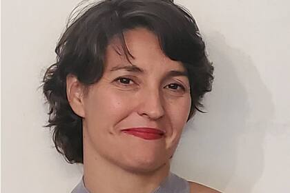 Virginia González, directora del Museo Histórico Sarmiento contó que se encuentran investigando, entre otras cosas, en qué año se construyó el piso de baldosas que circunda el edificio, pero estima que fue hecho a principios del siglo XX