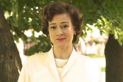 Virginia Innocenti como Libertad Morel