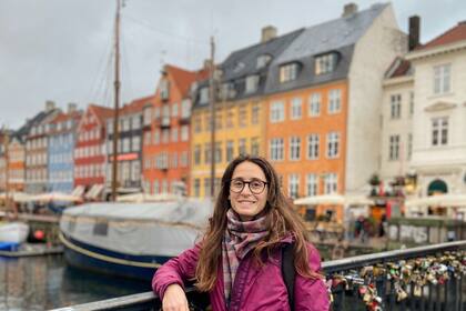 Virginia Parejas sacó su visa para Dinamarca directo desde Europa, donde se encontraba viajando; desde allí es más simple conseguir turno y, además, el permiso no tiene costo –desde Argentina sale 200 euros–