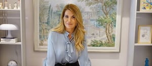 Es la escribana de los famosos y tambera de Lincoln, donde intenta sostener el legado familiar