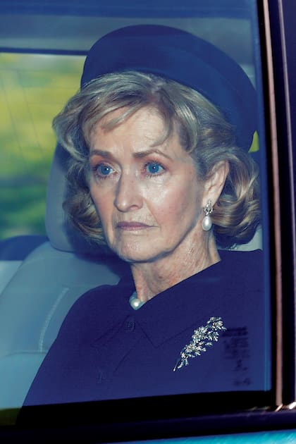 Visiblemente conmovida, Penny, condesa Mountbatten de Birmania,
llega al castillo de Windsor para asistir al funeral del duque de Edimburgo, el 17 de abril de 2021. 
