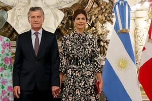 Las fotos del viaje de la reina Margarita de Dinamarca y su hijo a la Argentina