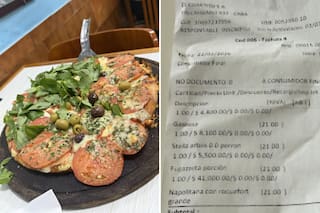 Fue a una reconocida pizzería porteña, mostró cuánto había gastado y el ticket llamó la atención de más de uno