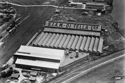 Vista aérea de la ex fábrica SIAM, el grupo industrial argentino que también fabricó autos y motos