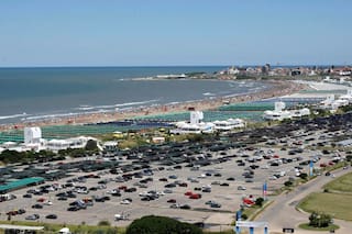 La historia del mayor proyecto balneario de Mar del Plata y el origen de su llamativa estética