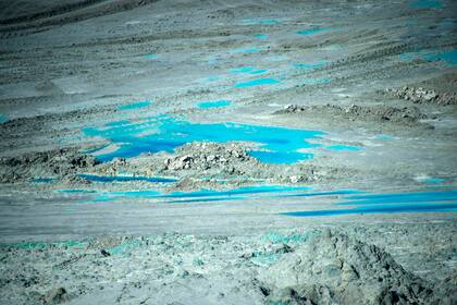 Vista aérea de una presa de relaves, que se utiliza para almacenar subproductos de operaciones mineras, en este caso de la extracción de cobre, de la empresa minera Minera Valle Central, en Rancagua, Chile