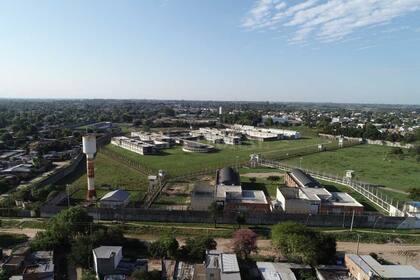 Vista aérea del penal de Las Flores