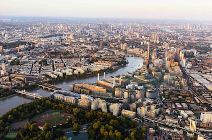Vista aérea del puente de Battersea, Londres