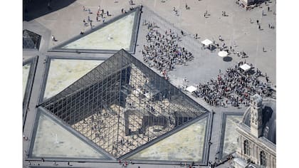 Vista aérea del Museo del Louvre