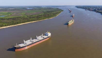 Vista área de la hidrovía Paraná-Paraguay