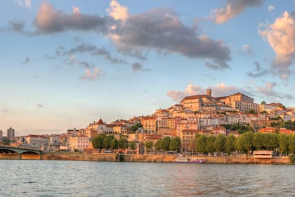 Vista de Coimbra, la tercera ciudad en importancia en Portugal, donde vive Veronica