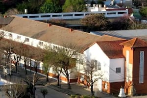 Otra vez en Santa Fe: alumnos hostigaban a compañeros con trinchetas y cuchillos e intervino la policía