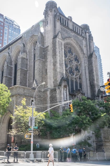 Vista de la iglesia San Vicente Ferrer, en el Upper East neoyorquino.