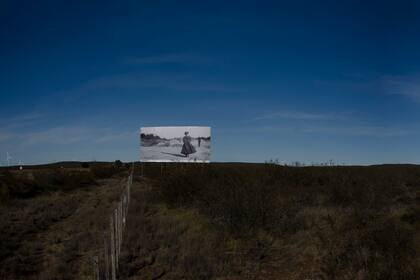 Vista de "La mujer de Goerli" en la RN 3