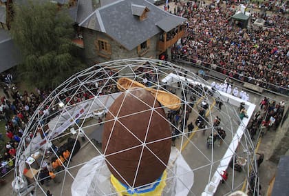 Vista de la multitud que acudió al evento en Bariloche