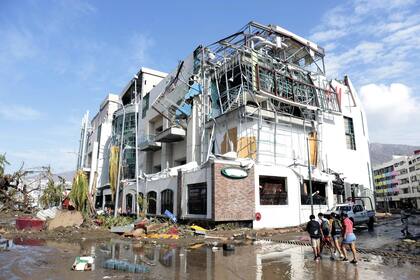 Vista de los daños causados por el paso del huracán Otis en Acapulco, estado de Guerrero, México, el 27 de octubre de 2023