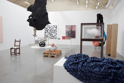 Vista de sala de la muestra Reunión en Ruth Benzacar