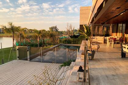 Muchos jefes buscan la manera de lidiar con los empleados que rechazan la idea de volver a la oficina y que prefieren trabajar desde donde quieran