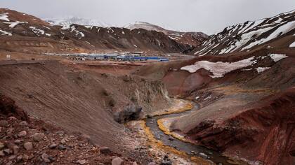 Vista del campamento de la mina Veladero