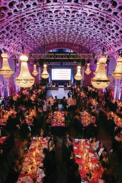 Vista del elegante salón del Battersea Arts Center de Londres, escenario de la gala.