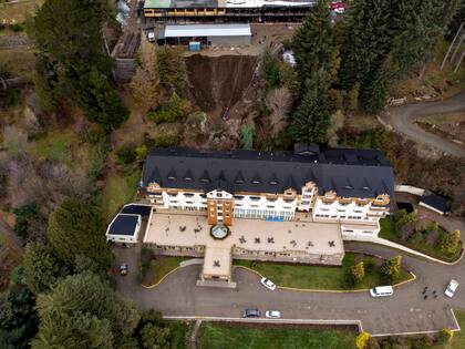 Vista del hotel Villa Hunid, desde el drone de LA NACION