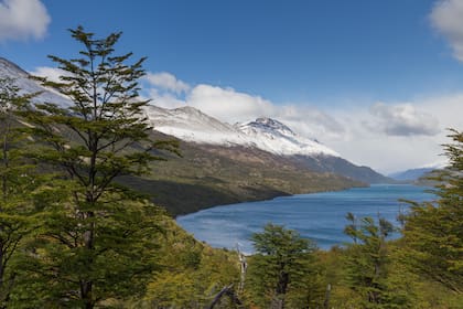 Vista del Lago del Desierto, en el circuito a Candelario Mancilla