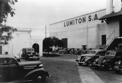 Vista exterior del predio original de los Estudios Lumiton