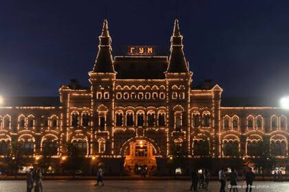 La majestad de los palacios rusos, un contraste con la dura realidad que dejó la pandemia