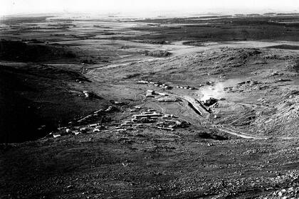 Vista panorámica de la campiña tandilense desde el Cerro Albión, diciembre de 1937.