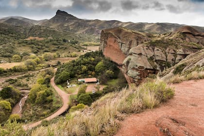 Vista panorámica del valle de Ongamira desde el mirador de La Calavera.