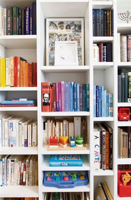 Los chicos pueden contribuir, manteniendo ordenados sus juguetes. FOTO: Archivo revista Living / Magalí Saberian