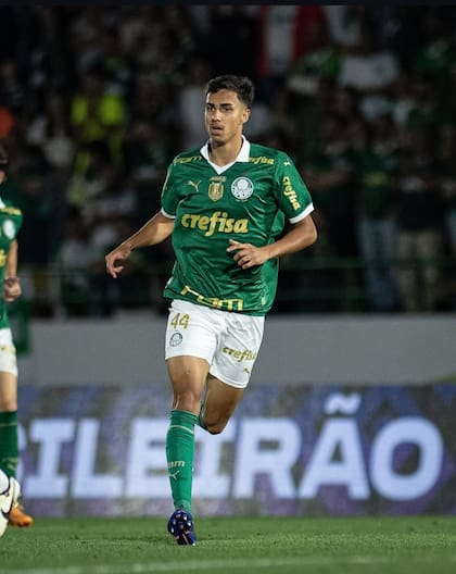 Vitor Reis es reconocido como "El Muro", por algunos medios de Brasil.