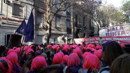 "Vivas nos queremos", una de las consignas de la marcha de las mujeres