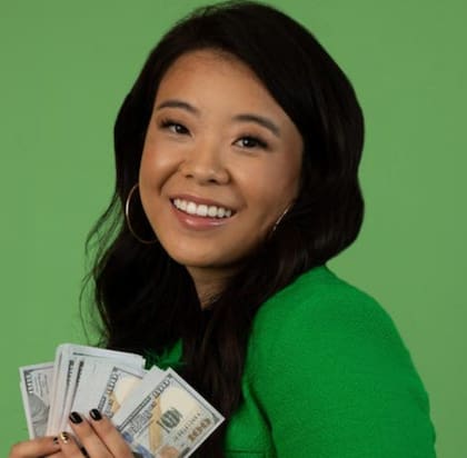 Vivian Tu comparte consejos financieros en redes sociales