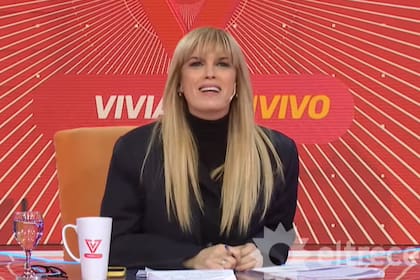 Viviana Canosa al frente de su programa de eltrece