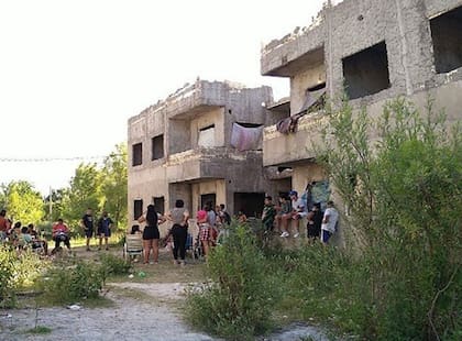 Viviendas ocupadas en Villa Garrote, Tigre