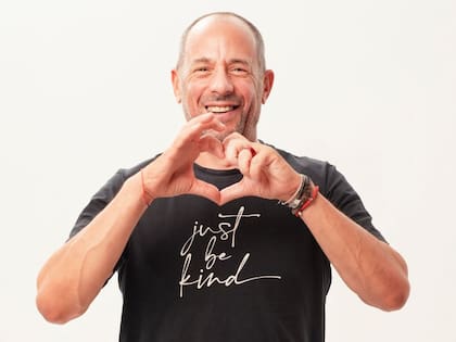 “Vivimos en tiempos de amores cobardes, como dice el trovador Silvio Rodríguez", aseguró Alejandro Schujman