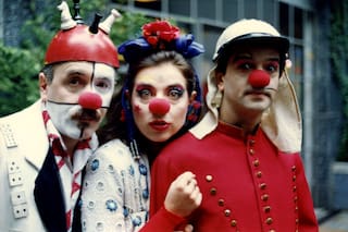 Vivitos y coleando, una historia de narices rojas y de ideales