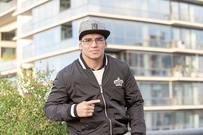 "Vivo con la tranquilidad de que no nos falta nada", afirma Martínez, que también es campeón en humildad