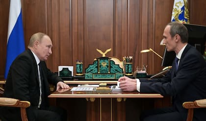 Vladimir Putin durante una reunión en el Kremlin. (Photo by Mikhail Klimentyev / SPUTNIK / AFP)