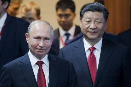 Vladimir Putin y Xi Jinping en el Foro Económico de San Petersburgo (SPIEF)