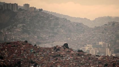 Vladimiro Montesinos fue capturado escondido en una humilde casa en el barrio Niño Jesús, un sector pobre en el oeste de Caracas