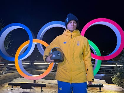 Vladyslav Heraskevych llegó a los Juegos Olímpicos de Cortina d'Ampezzo con un casco en tributo a los atletas de su país que murieron en la guerra entre Ucrania y Rusia