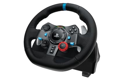 Volante para gamers. El Driving Force G29/G920 de Logitech ofrece rotación de 900 grados y dos motores Force Feedback para sentir cada derrapada, cambio de peso, particularidades del terreno y una simulación de manejo inmersiva. ($51.999)
