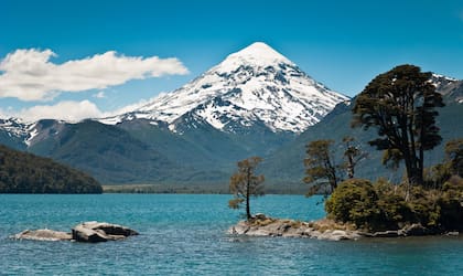 Volcán Lanín – Parque Nacional Lanín. Neuquén