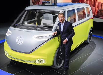 Volkswagen I.D. Buzz, la Kombi del Siglo XXI, eléctrica y familiar, fue mostrada en 2020, pero su producción era un sueño más que una realidad 